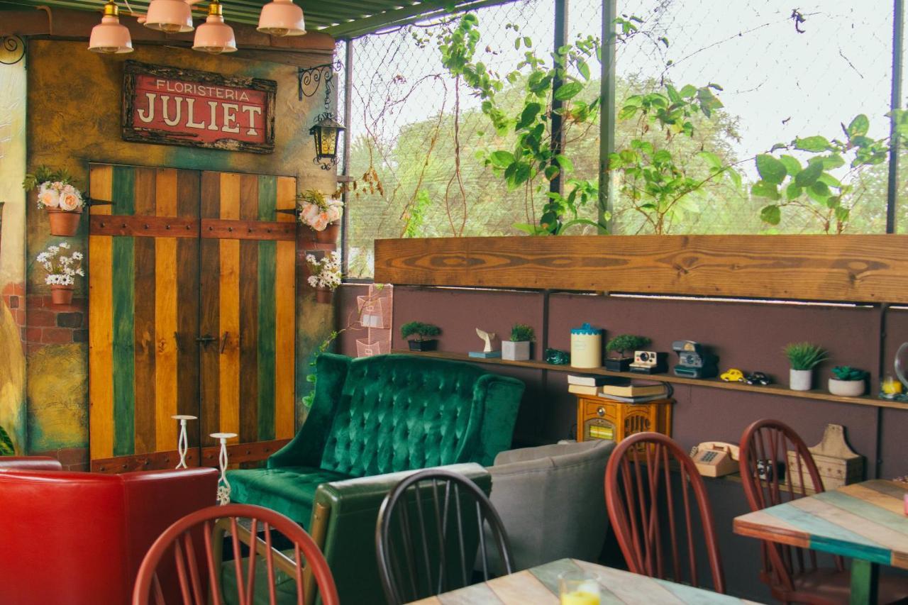 Velvet Hostal La Novena سانتا آنا المظهر الخارجي الصورة