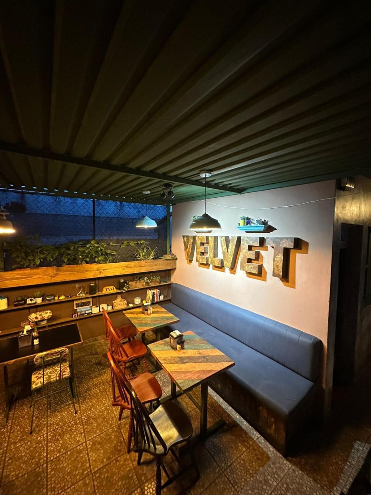 Velvet Hostal La Novena سانتا آنا المظهر الخارجي الصورة