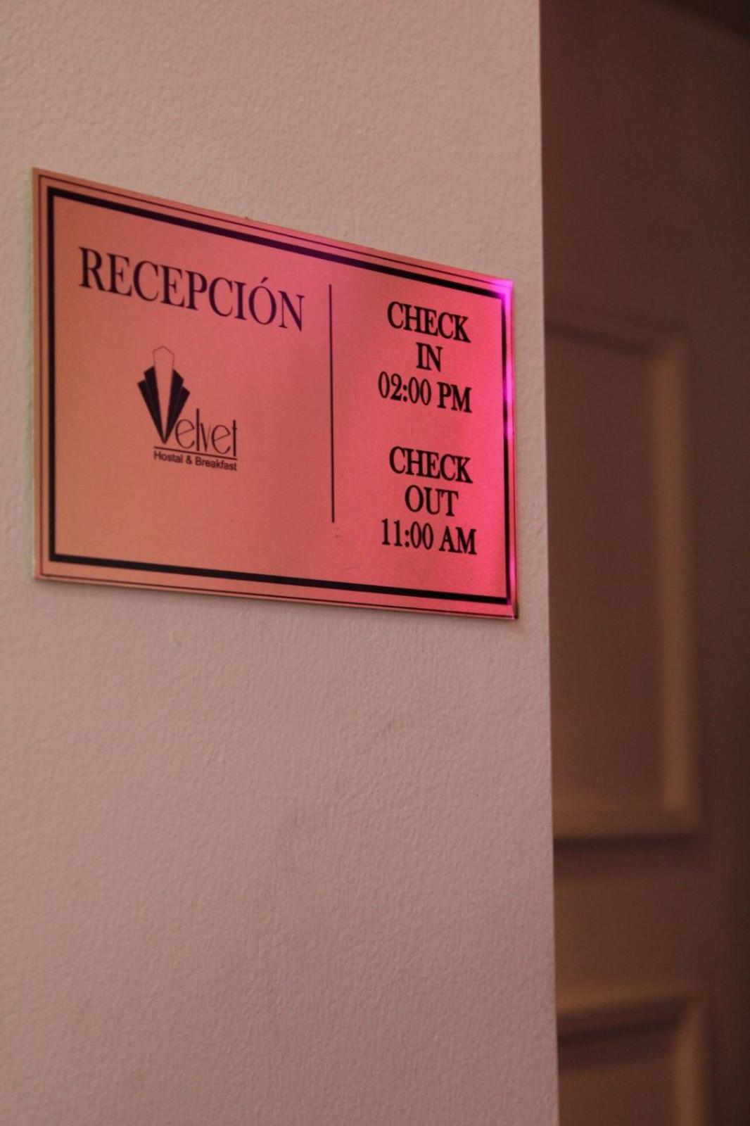 Velvet Hostal La Novena سانتا آنا المظهر الخارجي الصورة